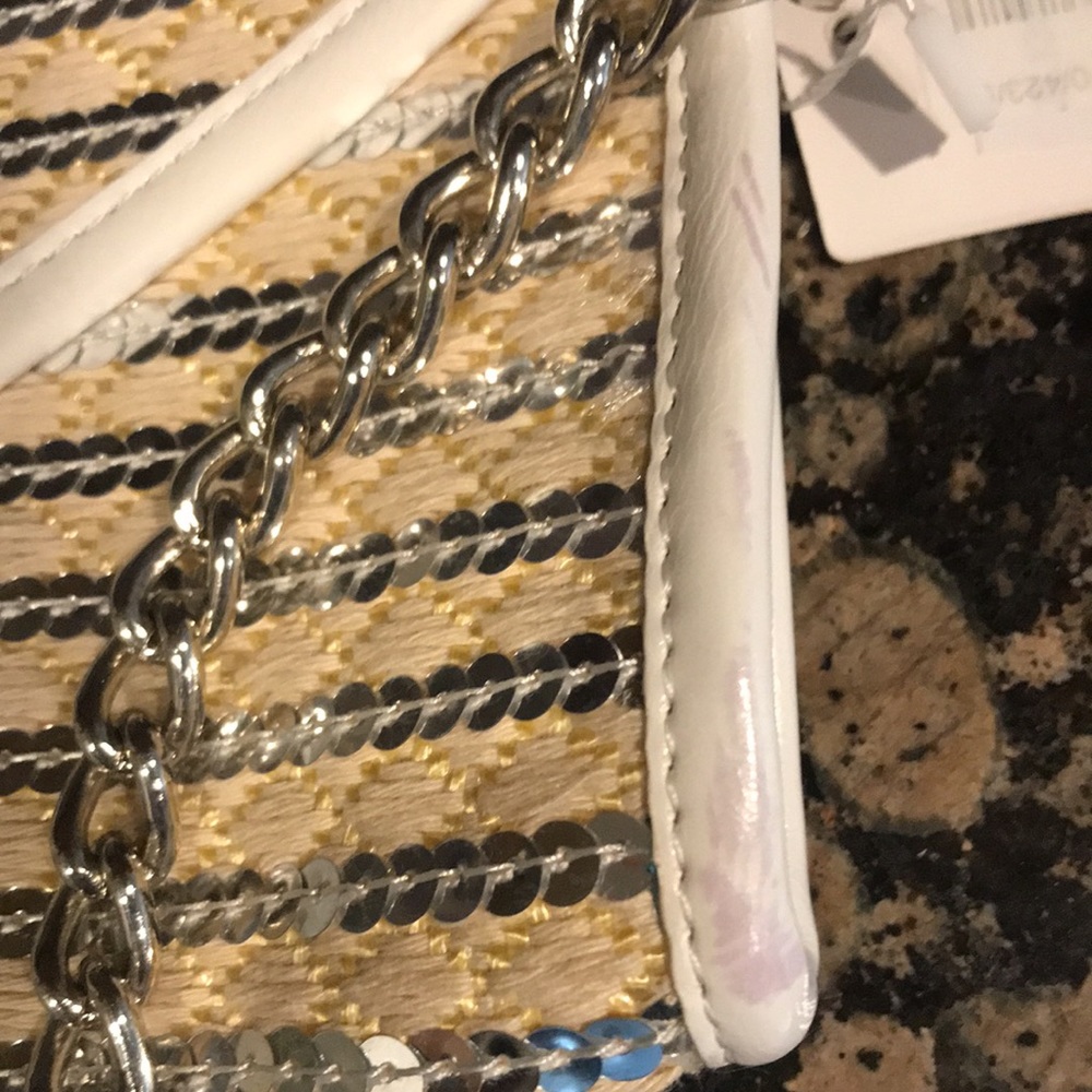 Straw Studio clutch. - Picture 9 of 10